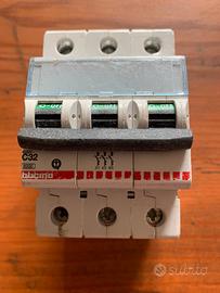 BTicino interruttore automatico magnetotermico F82