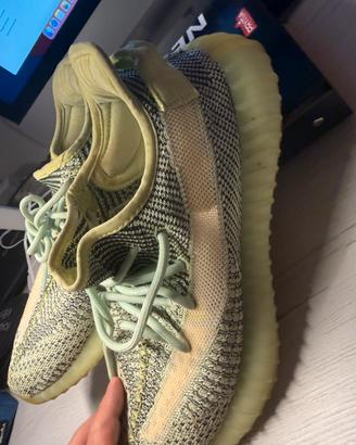 Adidas  YEEZY