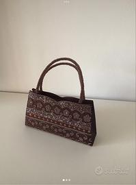 Borsetta marrone   con  perline