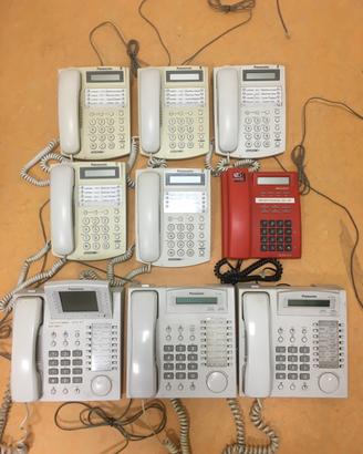 9 TELEFONI FISSI + CENTRALINO PANASONIC 12 interni