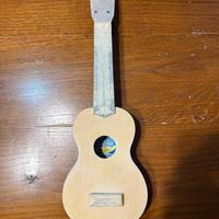 Ukulele Mahalo da restaurare