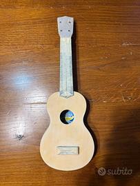 Ukulele Mahalo da restaurare