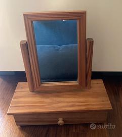Specchiera vintage con cassettino grezza