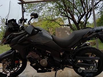 Suzuki v strom dl650
