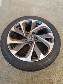 Gomme + cerchi Toyota 17"