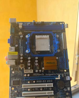 SCHEDA MADRE ASROCK N68-S3 UCC  NON TESTATO