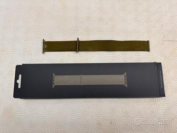Bracciale Apple Watch Nike Sport Loop verde oliva