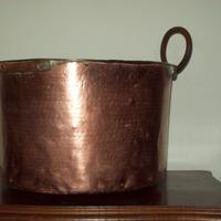 Antico paiolo in rame