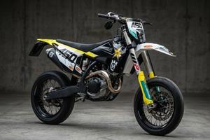 Husqvarna FC 450  Rockstar Edition PERMUTA