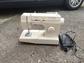 Macchina da cucire Singer