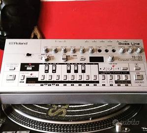 ROLAND TB 03