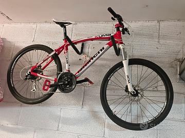 Bianchi Kuma 5100 rossa