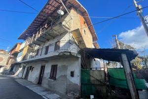 CASA SEMINDIPENDENTE A BORGOMANERO