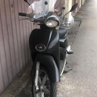 Scarabeo 50 2 tempi nero