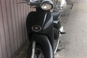 Scarabeo 50 2 tempi nero