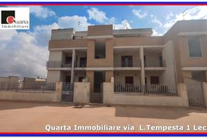 Lecce villetta due livelli , 3 cam, 2 bagni , terr