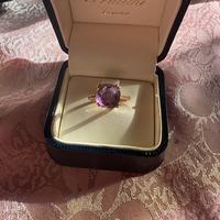 anello oro con ametista centrale ed oro