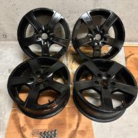 Cerchi Momo 16” 7j  ET 40