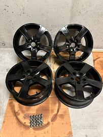 Cerchi Momo 16” 7j  ET 40