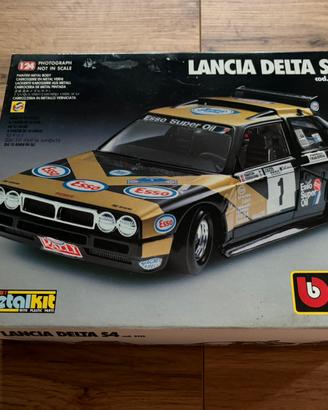 Bburago 1:24 Lancia Delta S4 perfetta