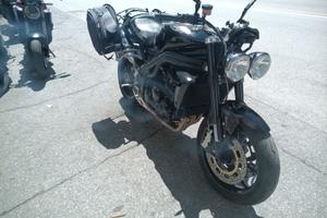TRIUNPH SPEED TRIPLE 1050