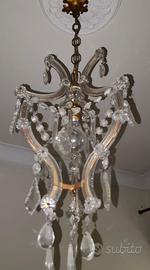 Lampadario con prismi di cristallo 