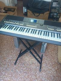 tastiera Yamaha professionale PSR-S670