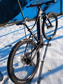 mountain bike elettrica giant talon 3