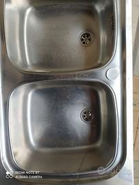 Lavello due vasche più gocciolatoio sx