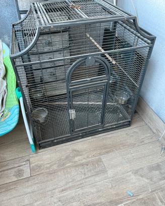 Gabbia per pappagalli