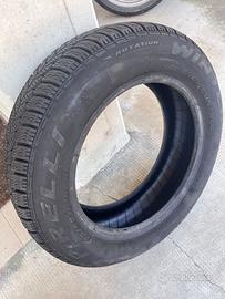 Gomme Auto Invernali Pirelli 175/65 r15