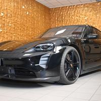 PORSCHE TAYCAN TURBO S 7461CV FULL DI TUTTO 245K