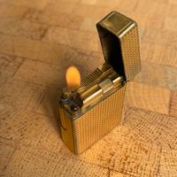 Accendino S.T. DUPONT placcato oro trama diamante
