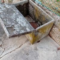 lavatoio in cemento