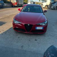 ALFA ROMEO GIULIA 2.2