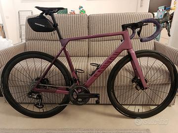 Canyon Ultimate CF SLX 8 iced berry 2023 taglia L