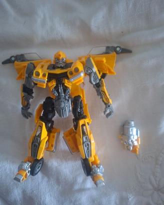 TRANSFORMERS BUMBLEBEE STUDIO SERIES