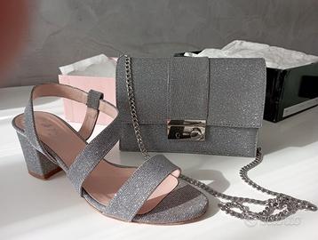 Sandali con pochette argento