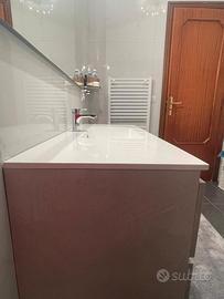 Mobile Bagno con lavabo