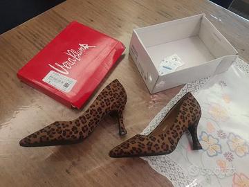 Scarpe decolleté maculate Vera Blum – Nuove