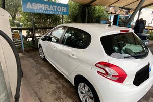 Peugeot 208 1.4HDI per neopatentati