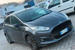 FORD FIESTA 1.5 ST LINE