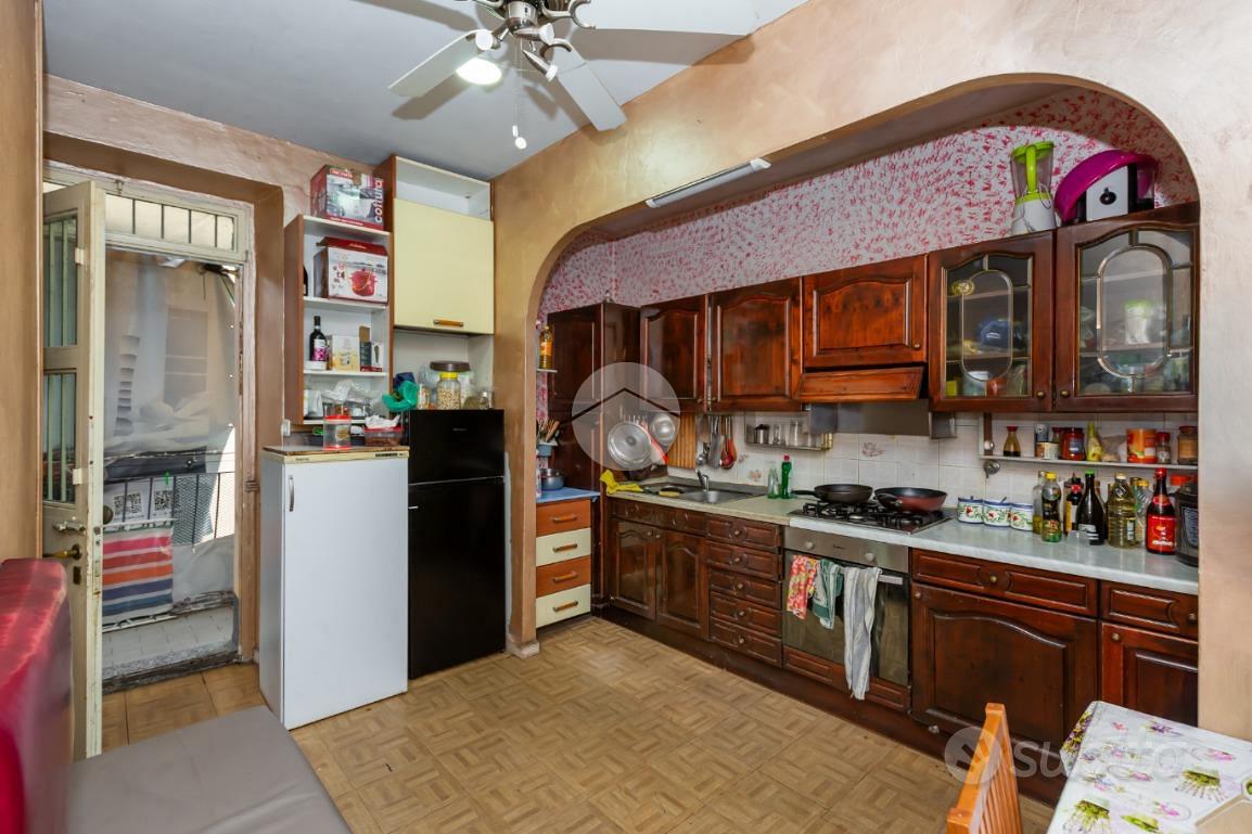 Apartment in Torino, Borgata Tesso, Circoscrizione 5 - Altro