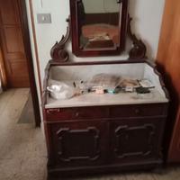 mobiletto con specchiera