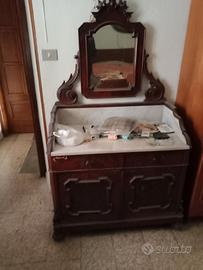 mobiletto con specchiera