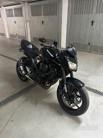 KAWASAKI Z750