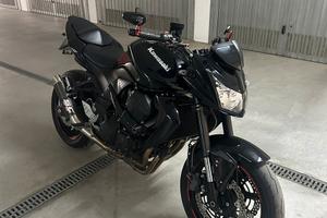 KAWASAKI Z750