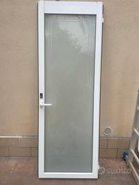 Porta anticorodal per interni