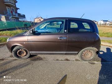 Lancia Y  1200 gpl