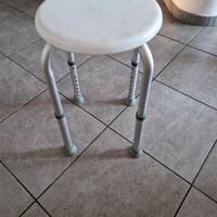 sgabello per doccia 